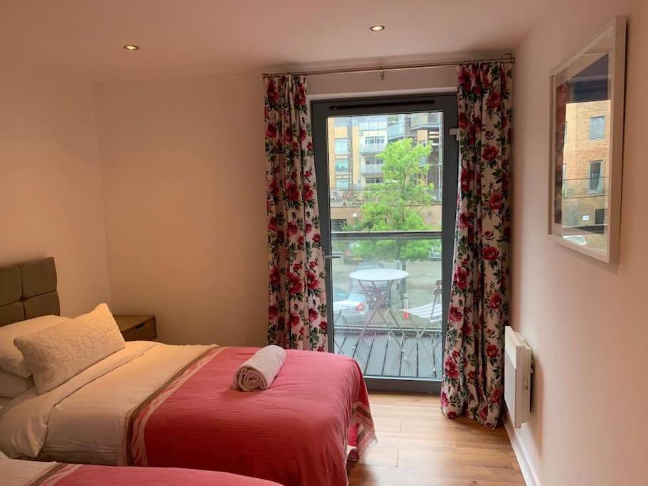 Brownberry Tree Serviced Apartment Кембридж Екстер'єр фото