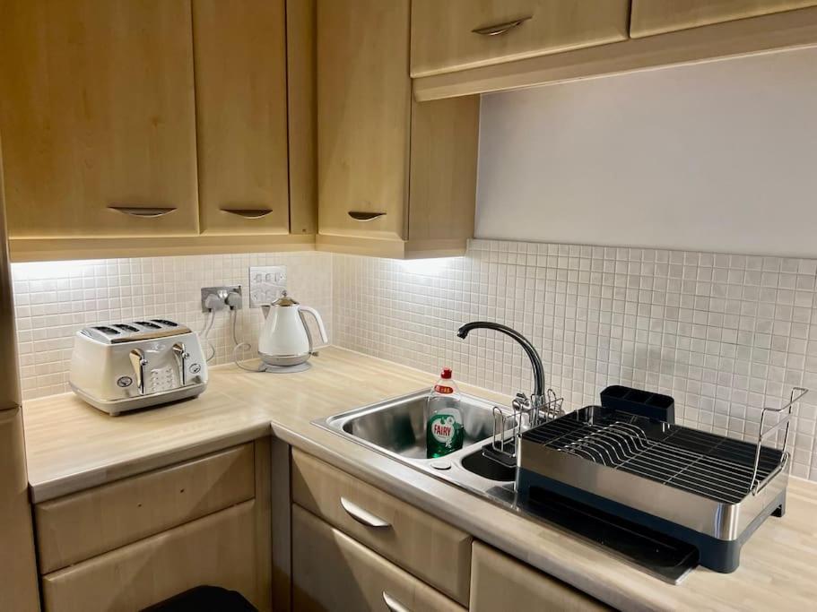 Brownberry Tree Serviced Apartment Кембридж Екстер'єр фото